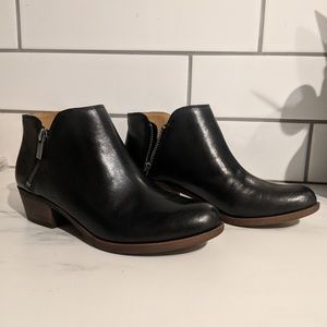 NWOT Lucky Brand Patent Leather Black Booties